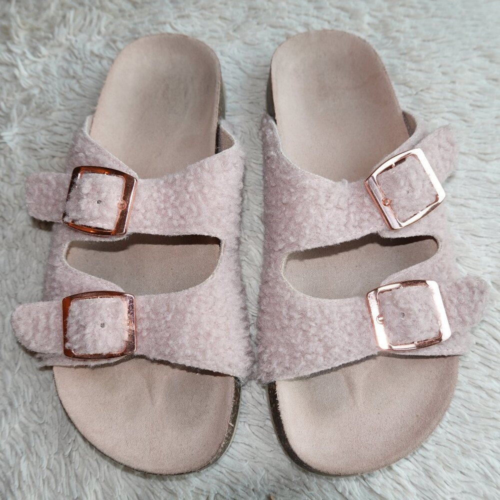 Girls Size 4 Harper Canyon Pink Faux Sherpa Jade Slide Sandals